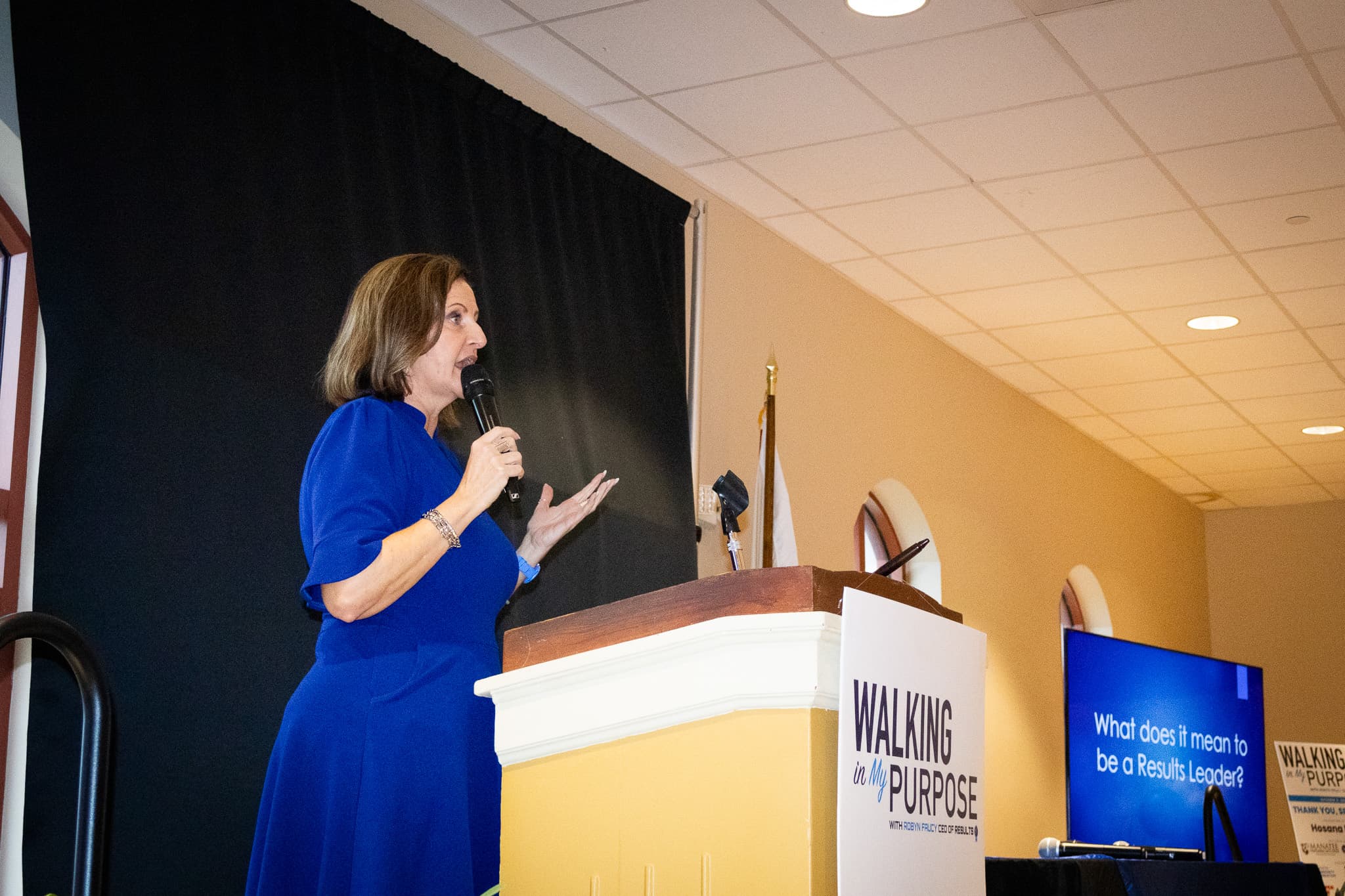 Robyn Faucy speaking